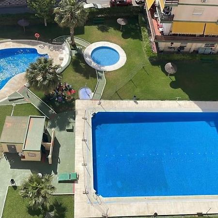 Apartamento Con Terraza A Pie De Playa 贝纳尔马德纳 外观 照片